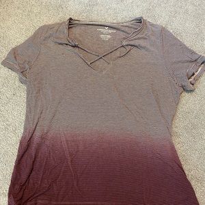 2 American Eagle small shirts